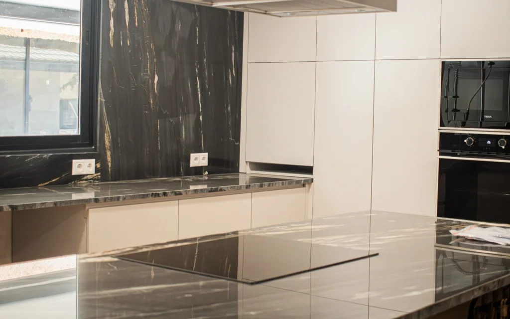 Cozinha Sofisticada Rocha Granisul